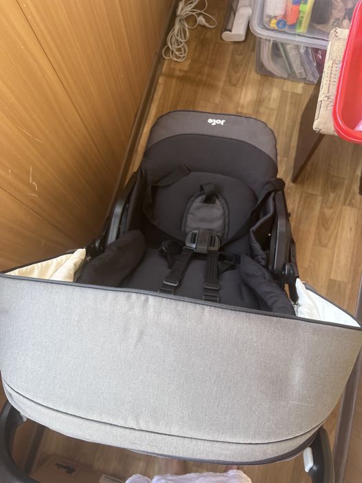 Коляска joie chrome ember