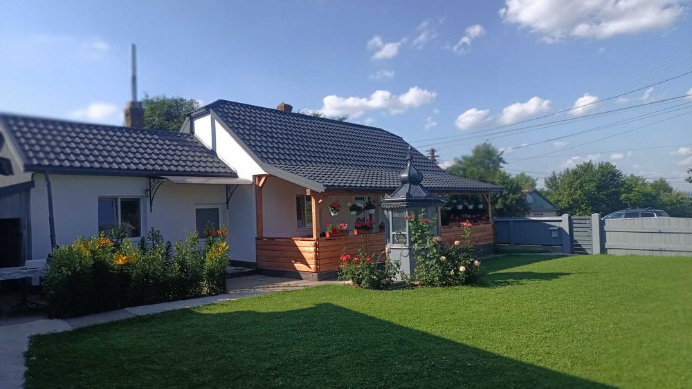 Casa cu gradina.