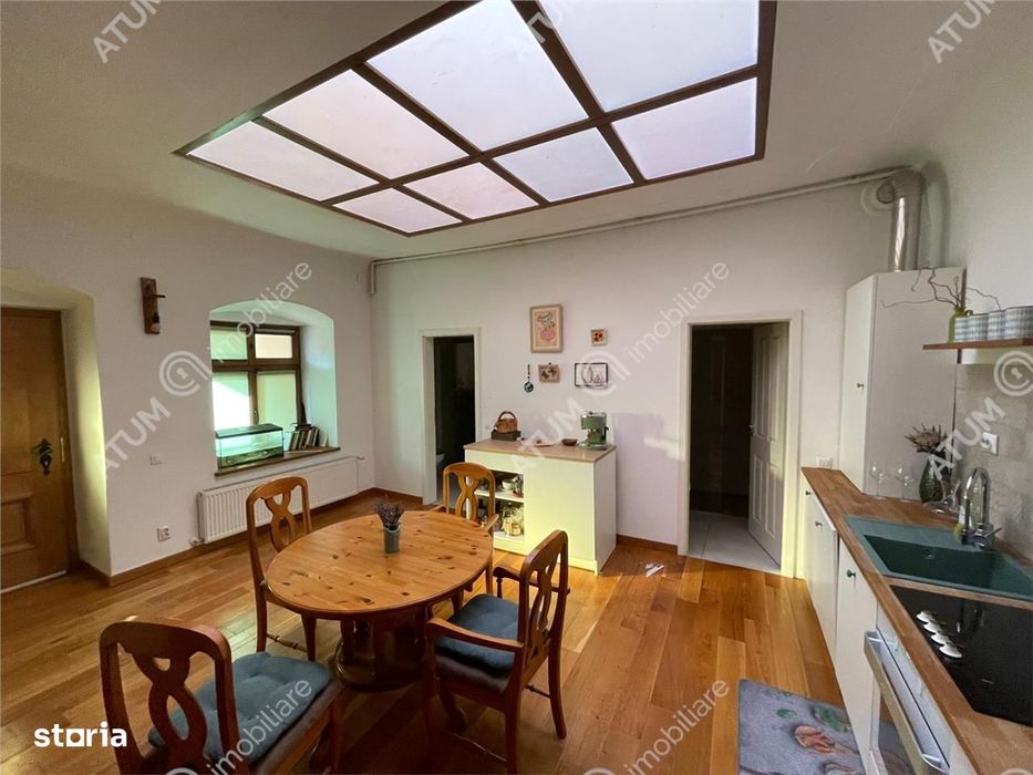 Apartament cu 2 camere decomandate la casa in zona ultracentrala Sibiu