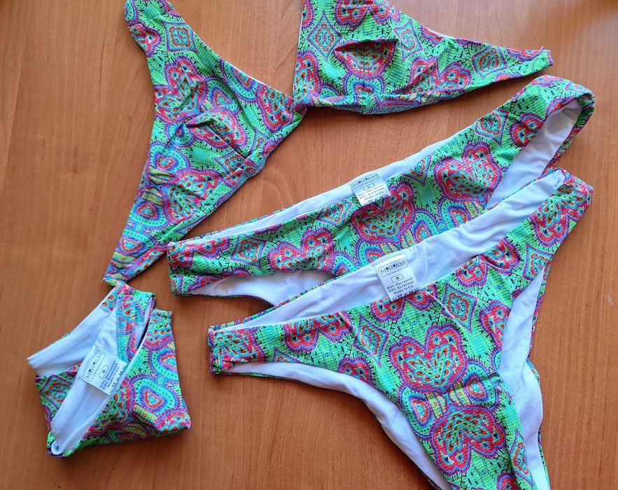 Нови бански -горнища и долнища