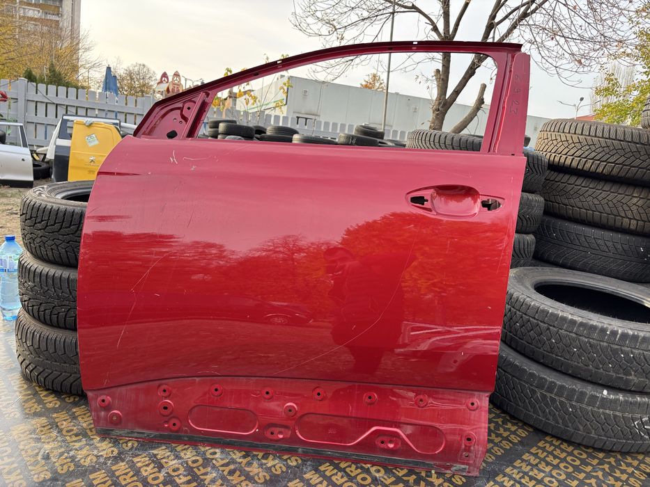 Врата Пежо 3008 2 Пежп 5008/Peugeot 3008 2 Peugeot 5008    2броя