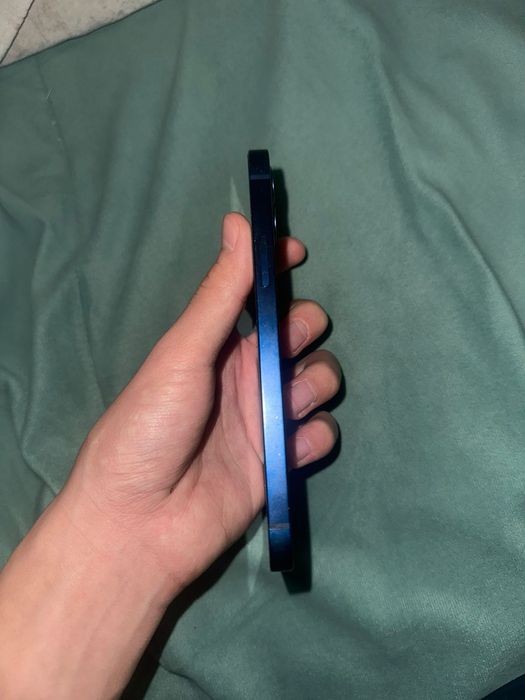 Продажа айфон 12