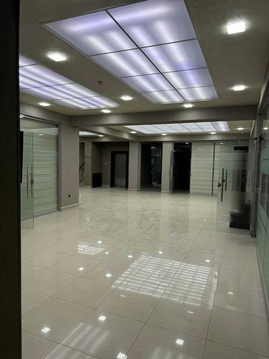 Сдаётся Здание 1650м2 с ремонтом метро Ойбек (N206)