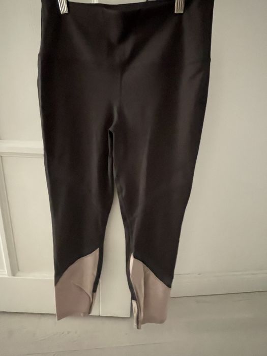 Футболки, лосины для фитнеса