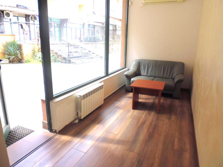 Дава се под наем Офис в София, Люлин 8 - 46 кв.м за 409 € - Снимка #3