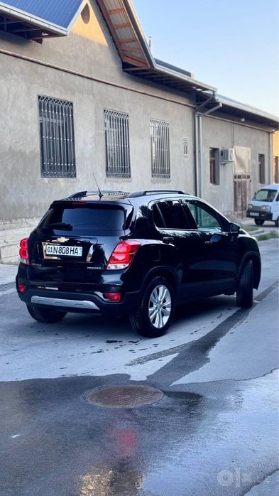 Tracker. 2019 Avtomat