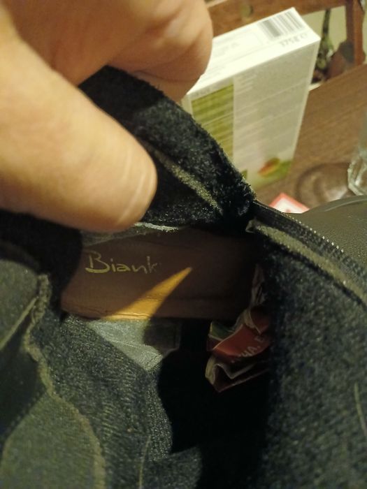 Дамски кожени ботуши