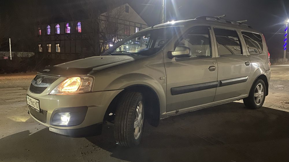 Lada largus 2015 г.