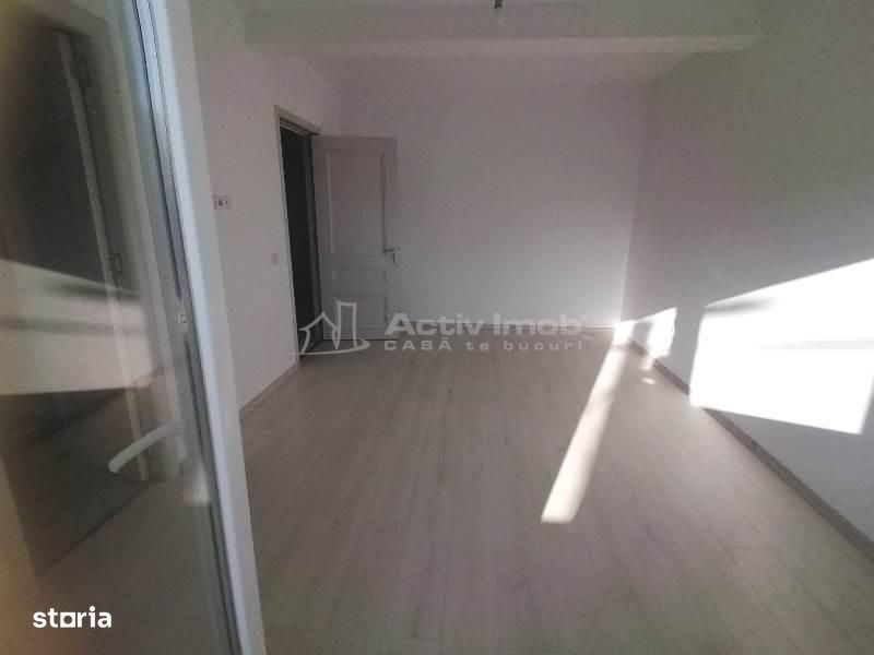 VANZARE - CASA SAU SPATIU COMERCIAL - Locuinta si sau Afacere - Vila