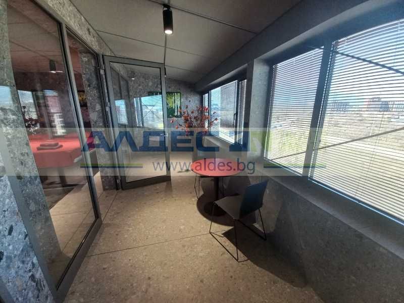 Ап. с три спални, сауна и парна баня в Младост 4!