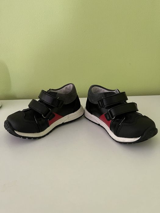 Детски обувки естествена кожа размер 23