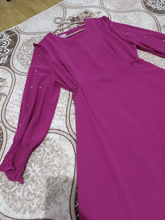 Розова Дълга рокля с дълги ръкави