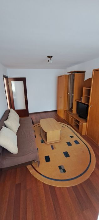 Chirie sparrament 3 camere cartierul Nufarul str. Bumbacului