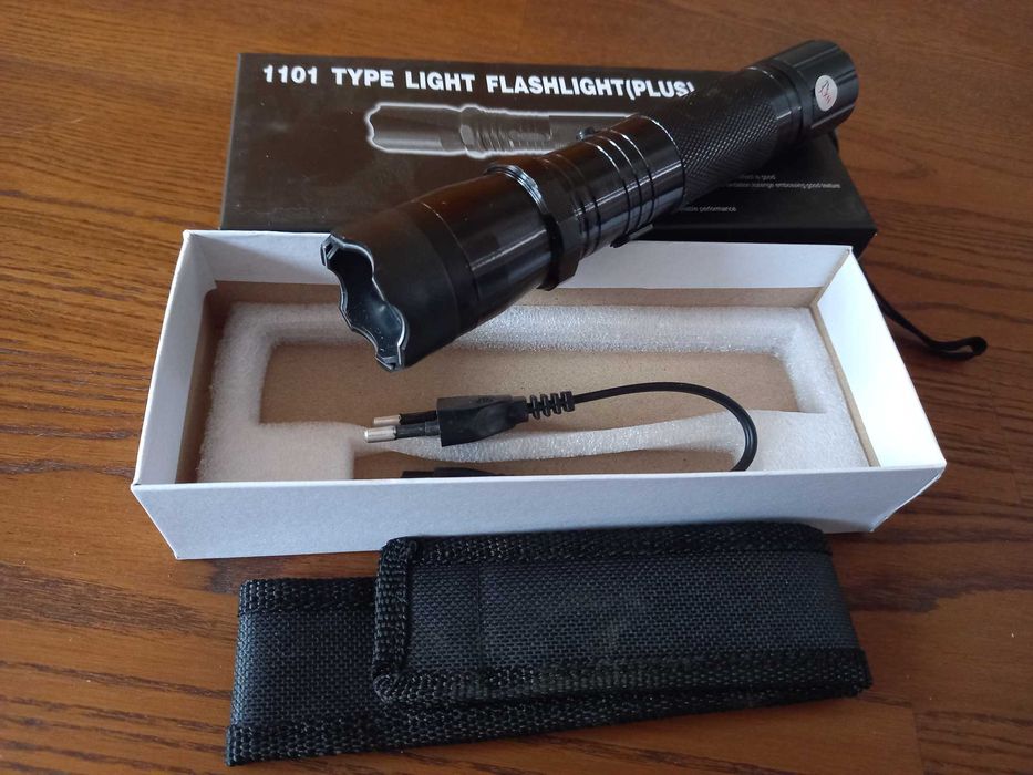 Lanterna cu electrosoc,din duraluminiu