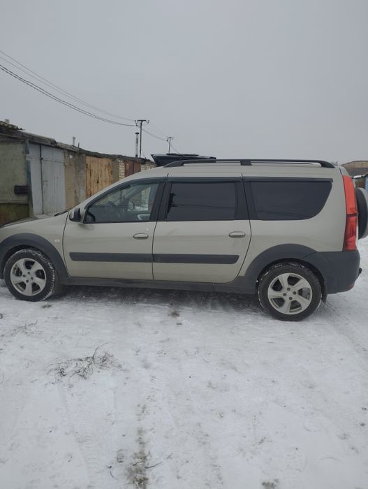 Lada Largus Cross 2019