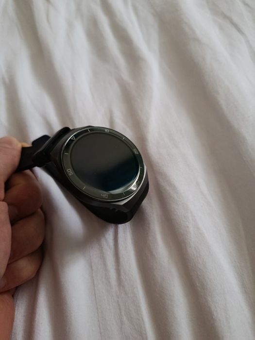 Смарт часовник Huawei Watch GT2e - Отлично състояние, брутална батери