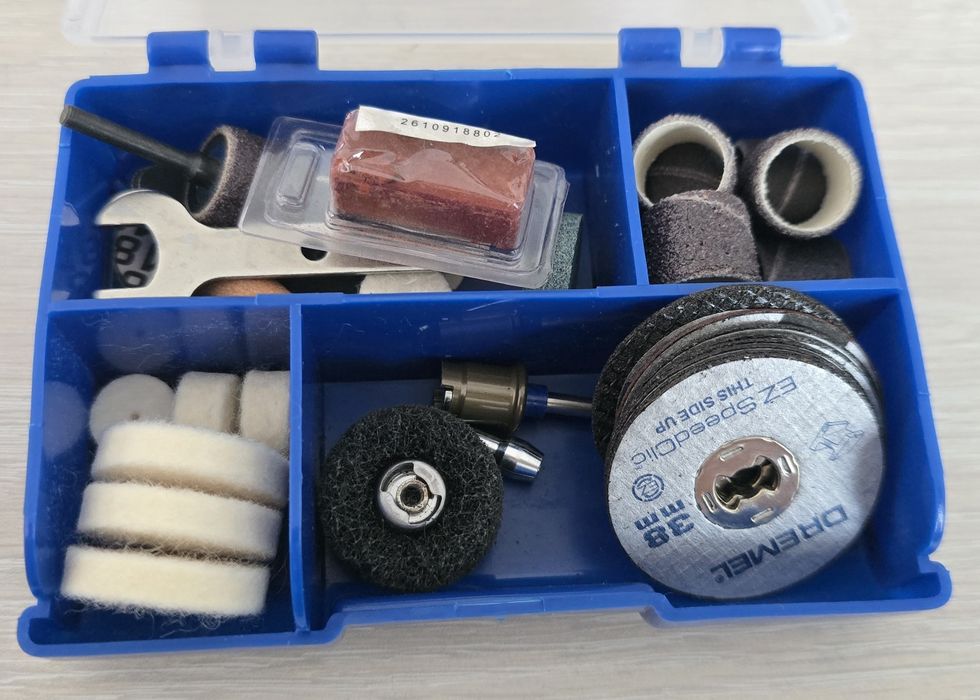 Dremel 8220_Unealta multifunctionala 12V, 2x2Ah