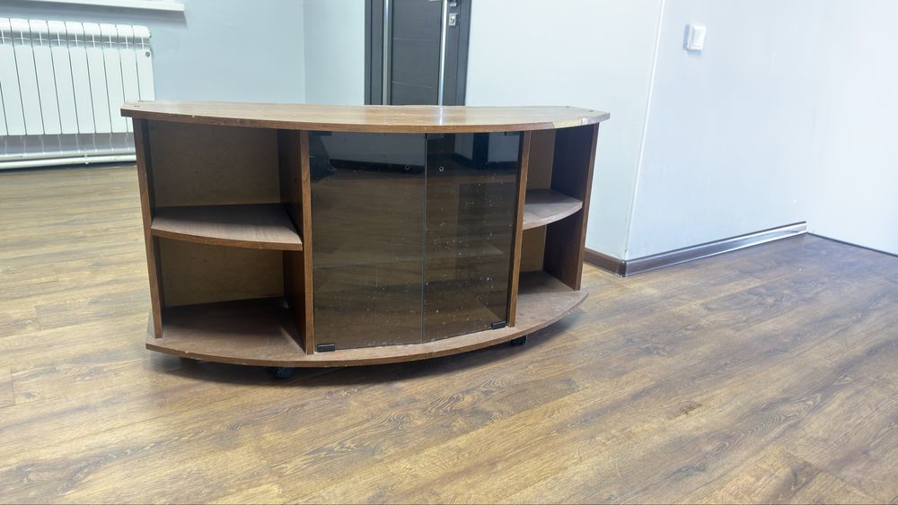 Подставка под тв в дар