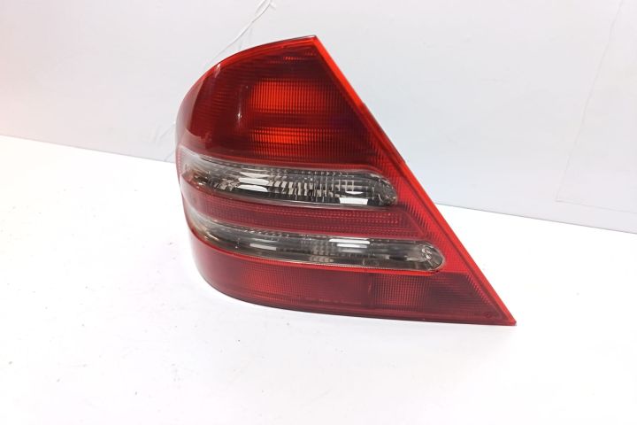 Stop stanga Mercedes-Benz C-Class W203