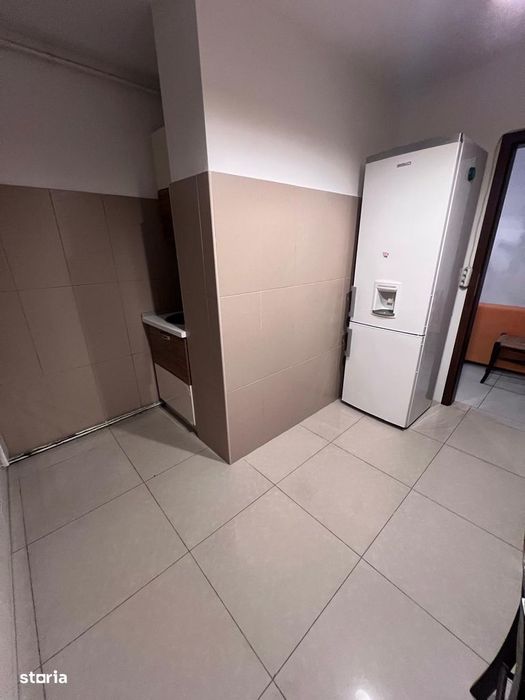 Apartament 3 camere mobilat si utilat,renovat recent