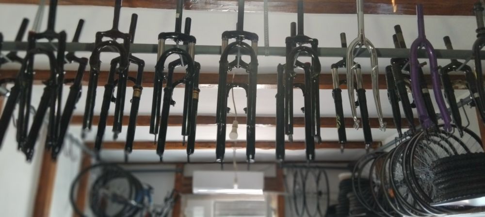 Reparatii profesionale biciclete si piese de schimb