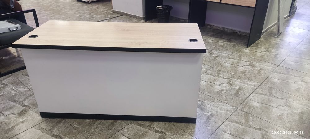 Столы для офиса , склада