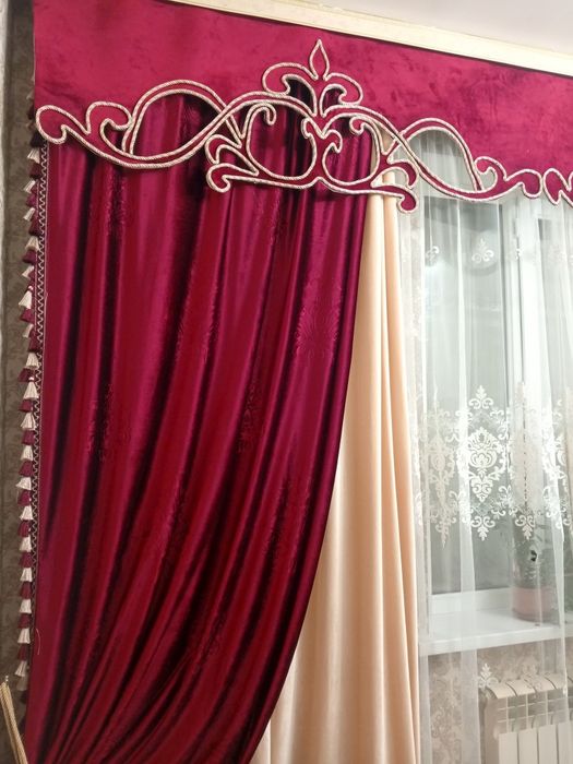 Шторы для зала б/у