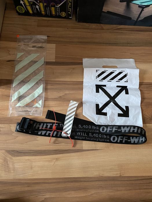 curea offwhite/off white neagra
