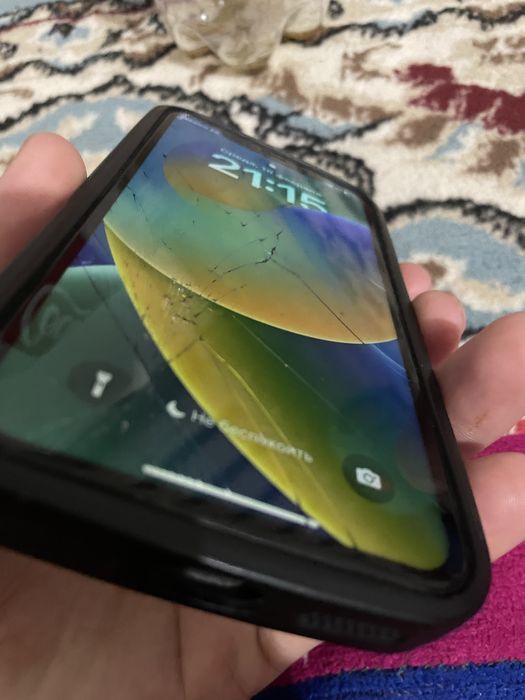 Продам айфон х 64г