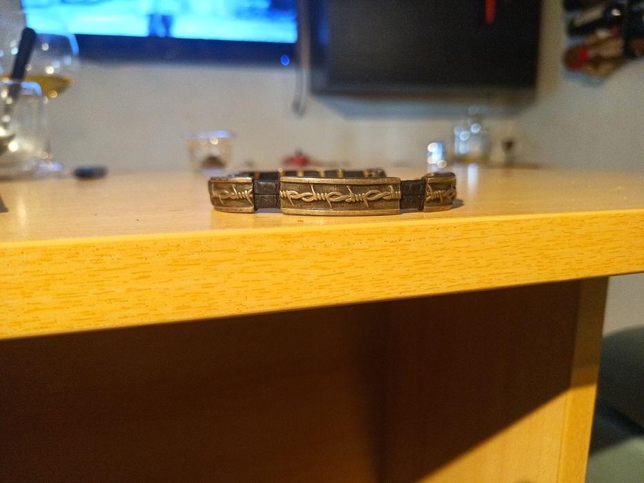 Мъжки гривни от кожа и сребро