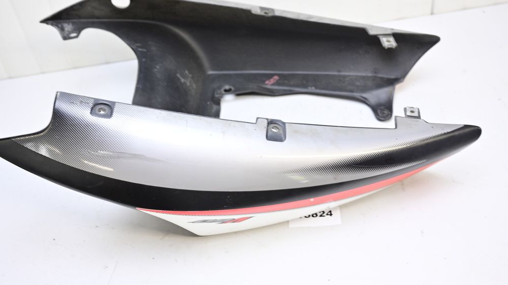 Carena Codita Spate Aprilia RSV 1000 Mille 2001 - 2003