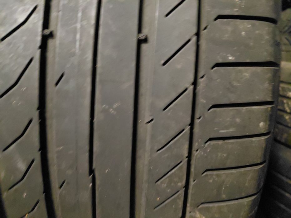 255/35/19" Continental 2бр.гуми