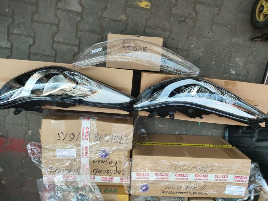 Элантра стекло фары