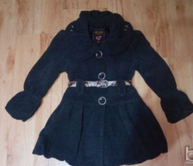 Детско палто -4/5 год.