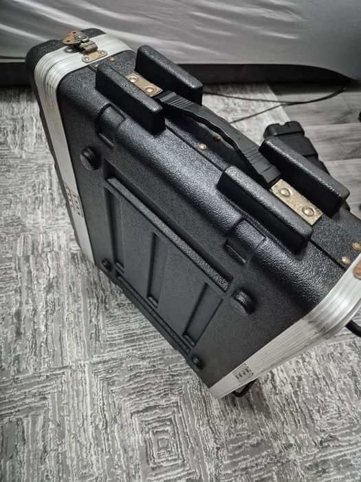 Amplificator de putere Audiohead ah2400