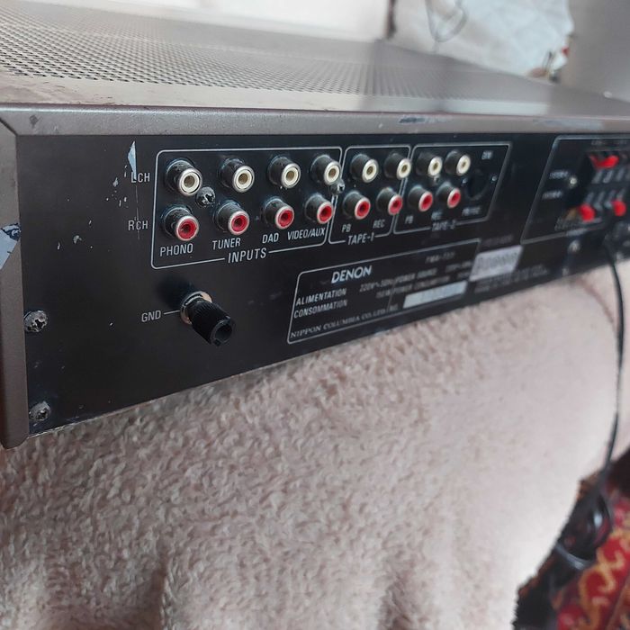 Denon PMA-737 Pre-Main Amplifier, rar in aceasta culoare