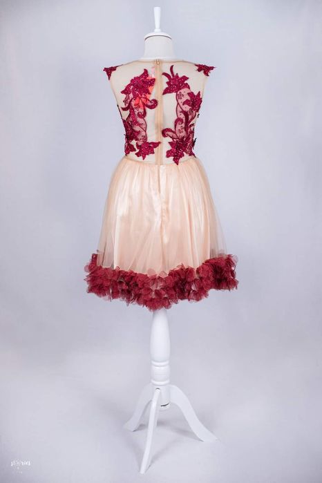 Rochie noua, marimea 36
