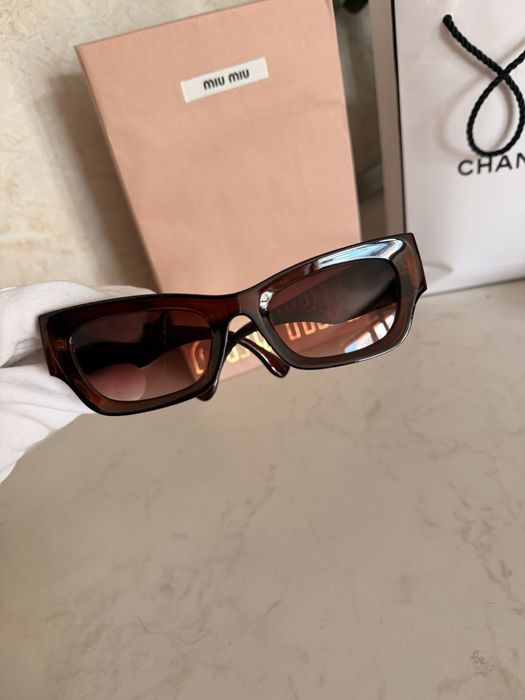 Дамски слънчеви очила Miu Miu