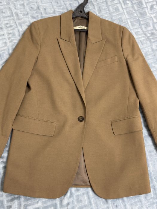 Женский пиджак Размер: 44