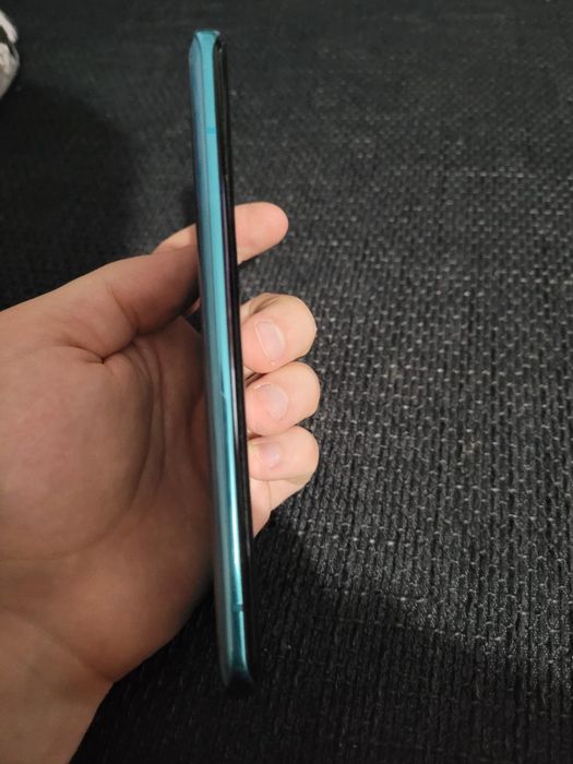 Vând sau schimb Xiaomi Mi 10 5G + căști + smartwatch