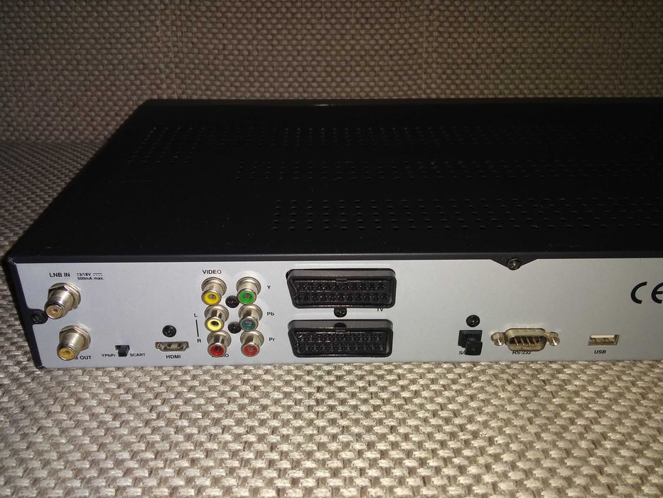 Продам спутниковый ресивер Topfield TF7700HSCI