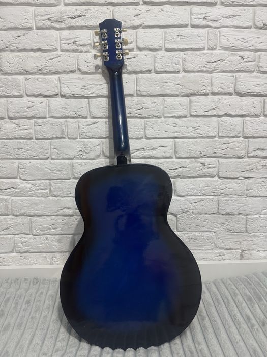 Гитара новая в коробке