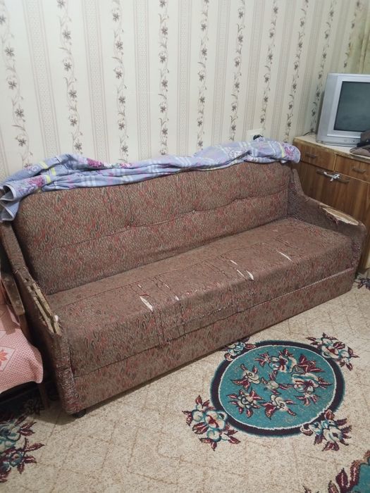 Диван советского производства