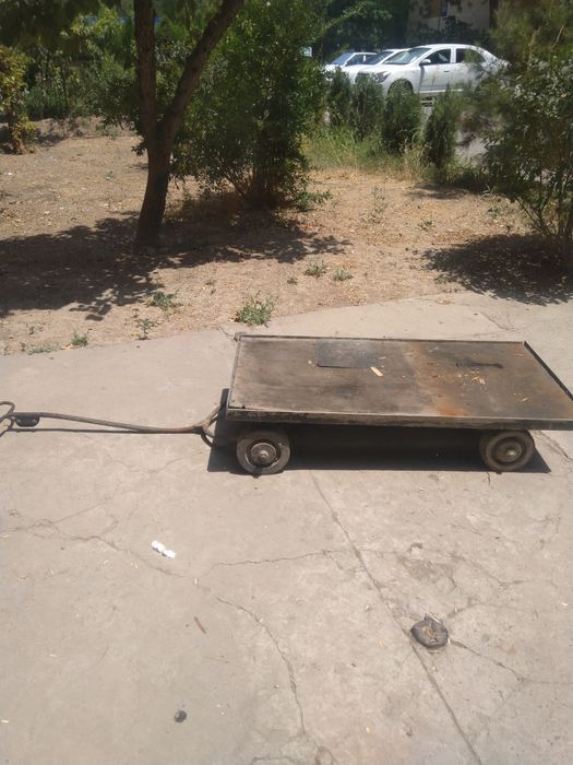 Тележка металлическая . Размер 80* 120