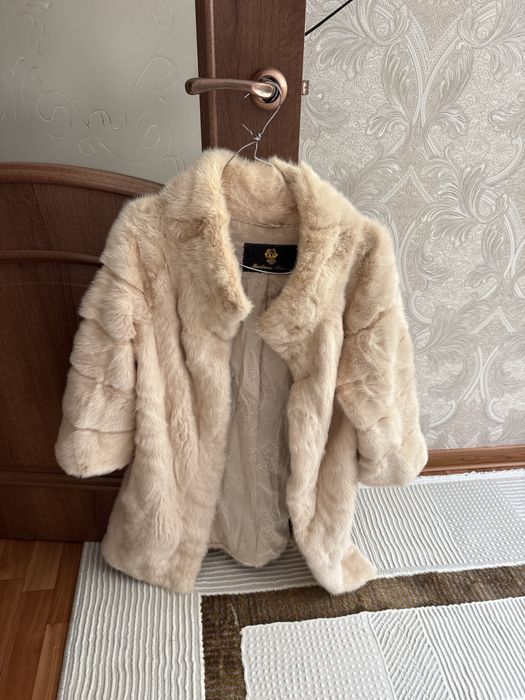 Продам норковую шубу срочно!