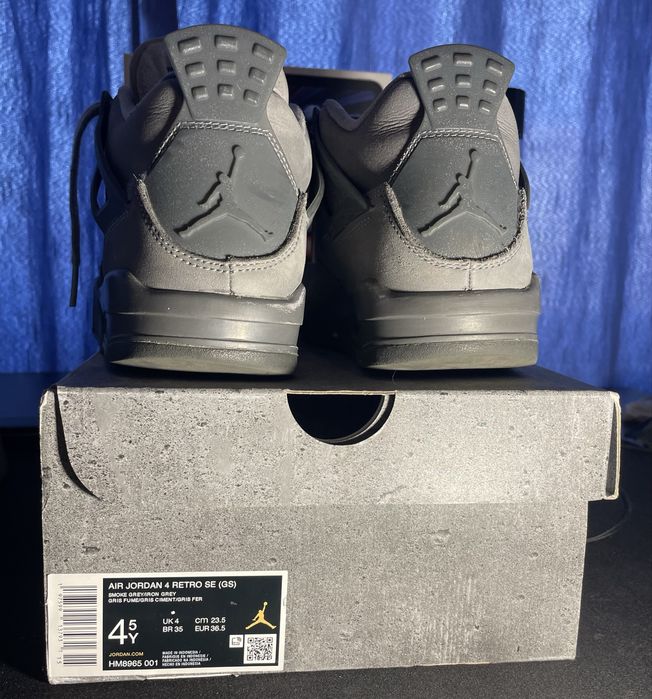 Air Jordan 4 Retro  SE (GS) marimea 36.5