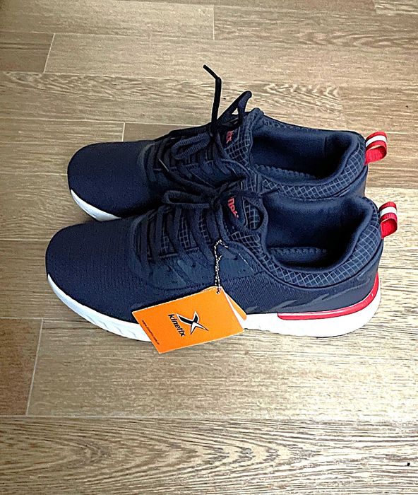 Красовки Kinetix 43. Оригинал Турция