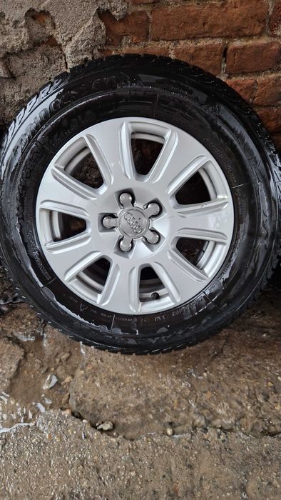 AUDI  Q3  джанти със зимни гуми 215/65/16 6,5J×16 ET33 5×112