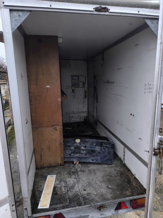 Ремарке фургон рег