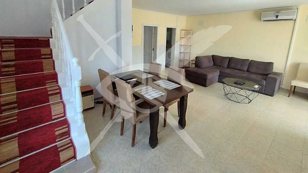 Продава се Къща в Каблешково - 350 кв.м за 543 €/кв.м - Снимка #2